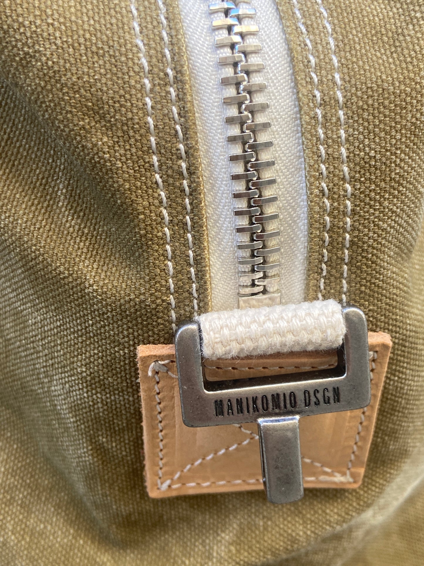MANIKOMIO DSGN Aviator's Kit Bag HERITAGE ICON