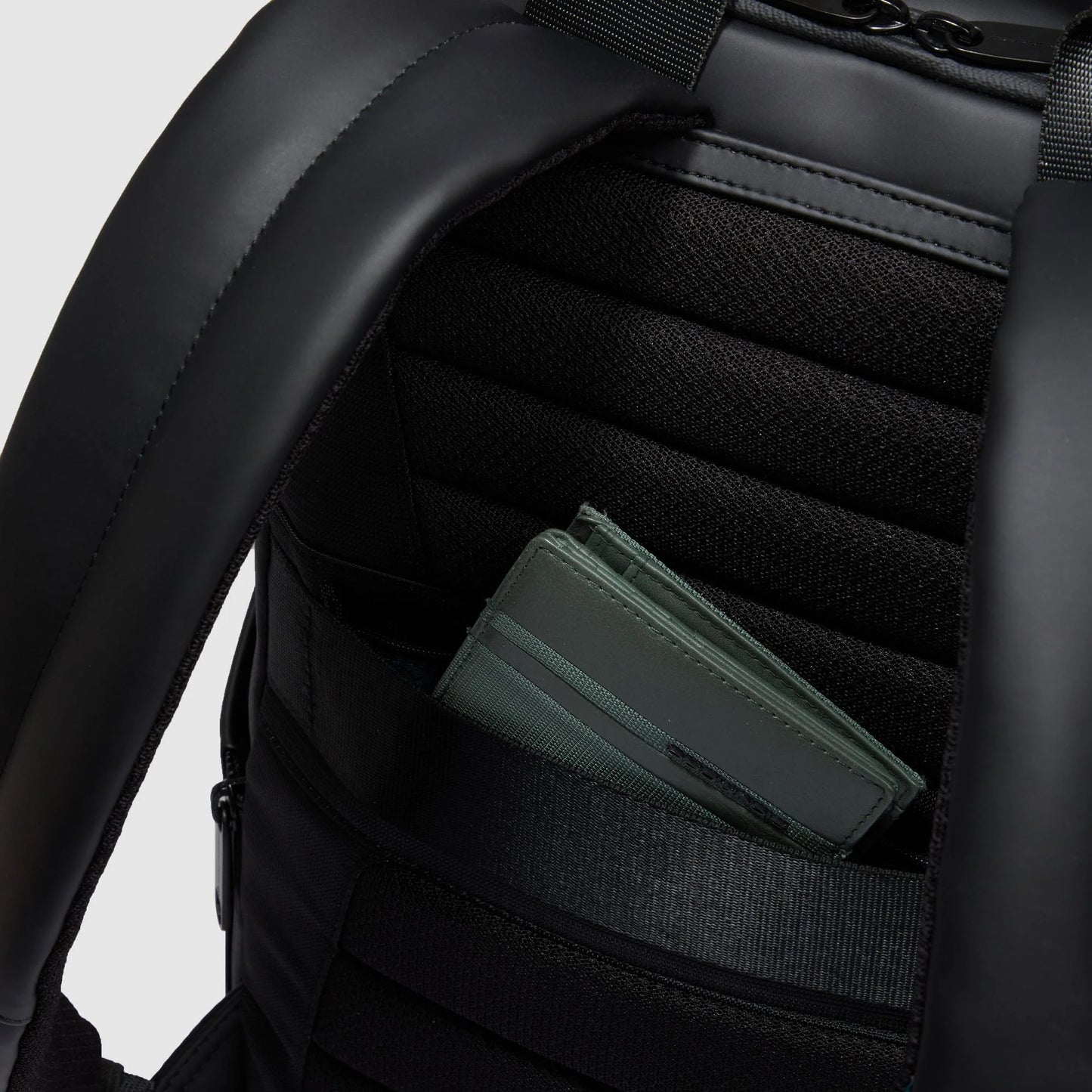 PIQUADRO CORNER Zaino Grande Antipioggia