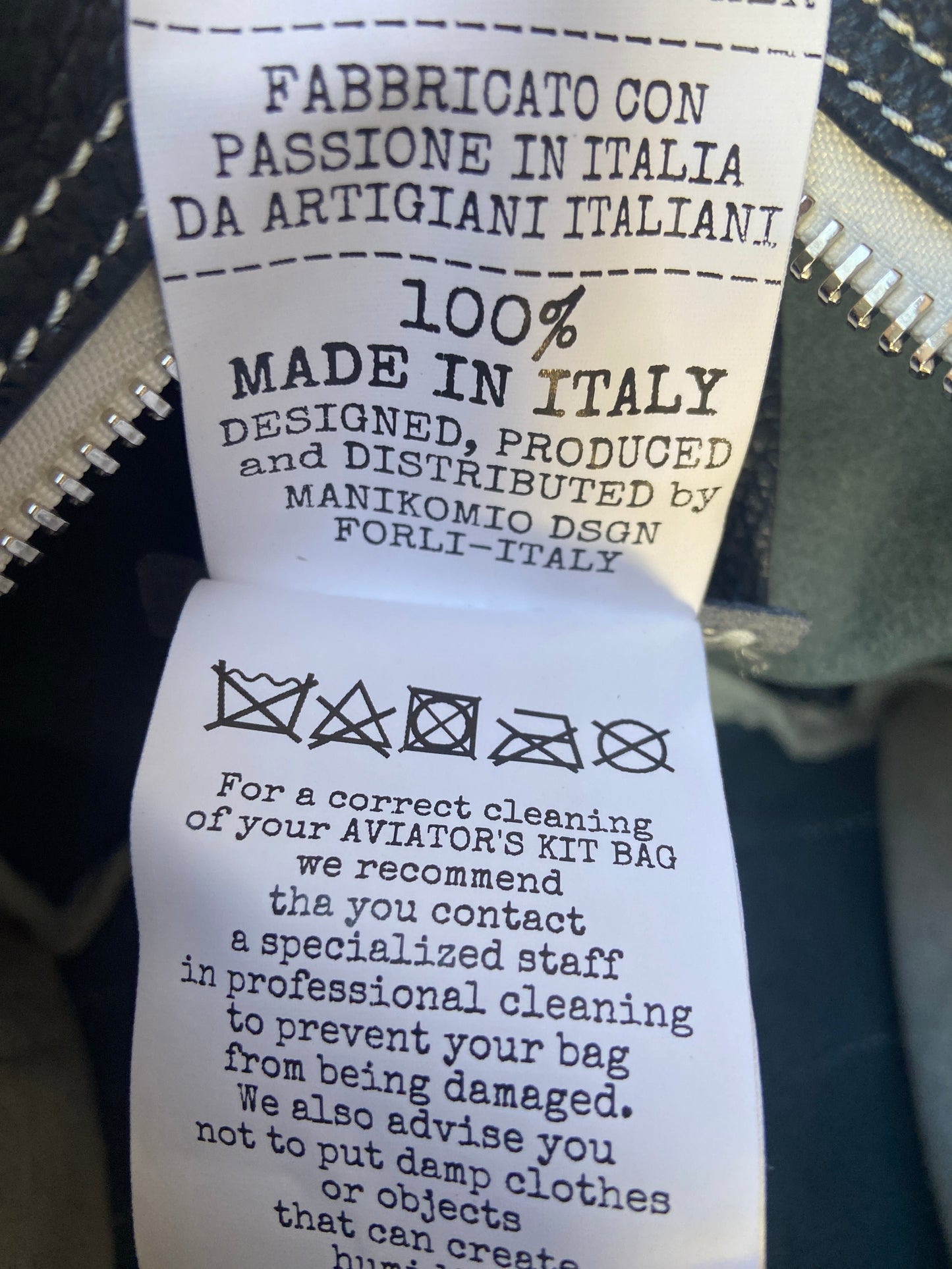 MANIKOMIO DSGN Aviator's Kit Bag LADY24