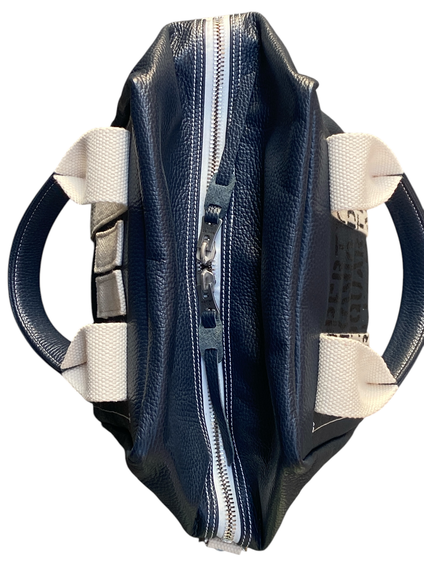 MANIKOMIO DSGN Aviator's Kit Bag LADY24